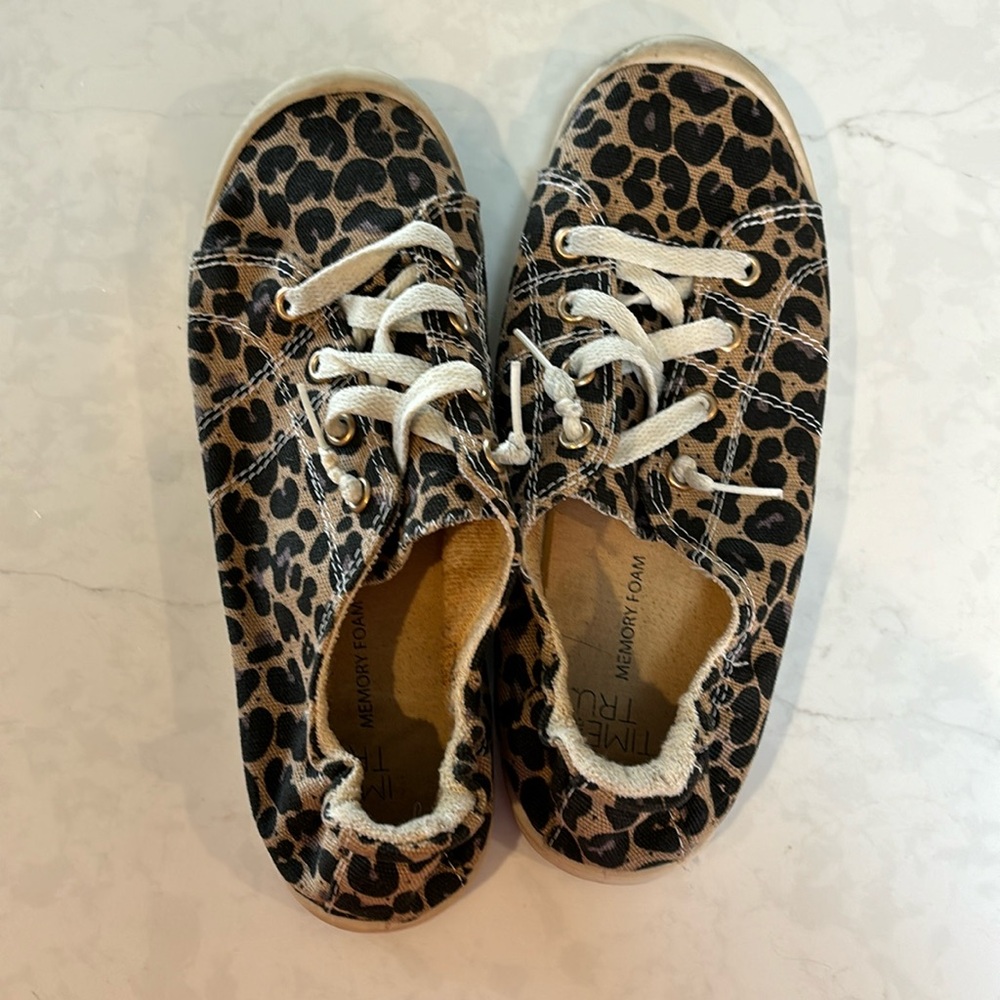 Time and Tru slip on shoe